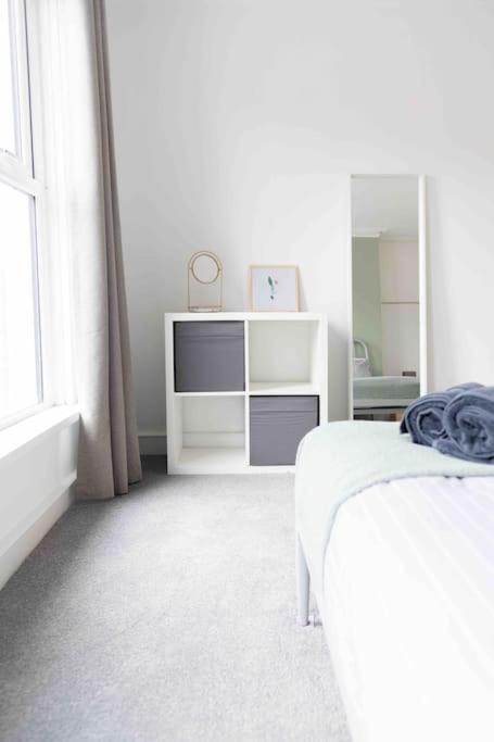 Charming 3 Bedroom Townhouse * Belfast